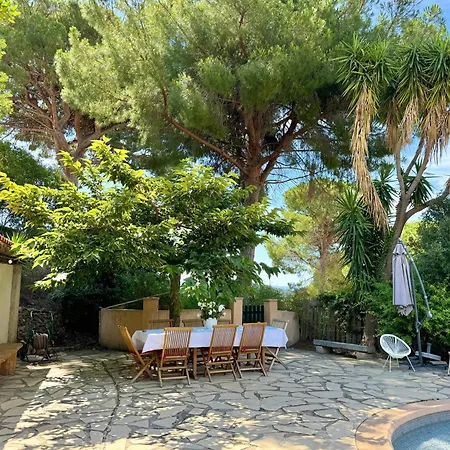 Aquavit キャバレール・シュル・メール